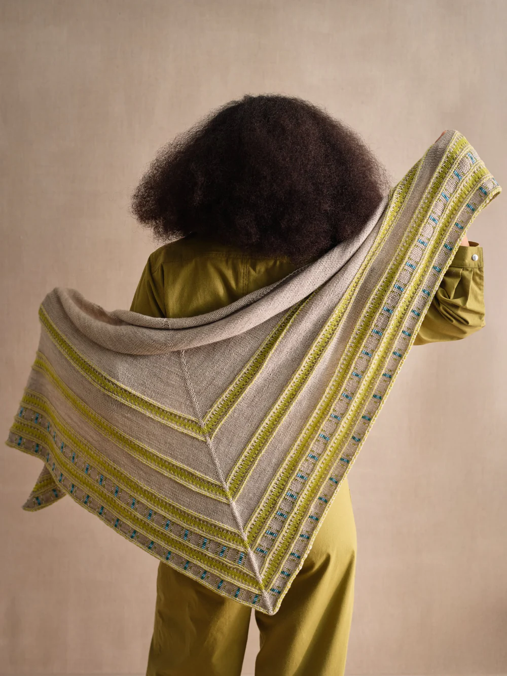 Beaded Colourwork: A Modern Approach to Knitting with Beads - Image 7