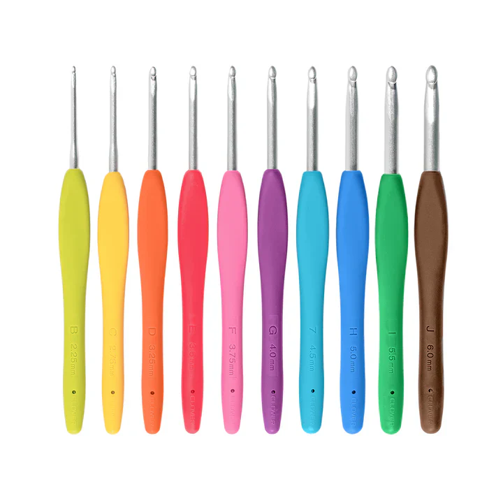 Clover Amour Crochet Hook Set - Image 2
