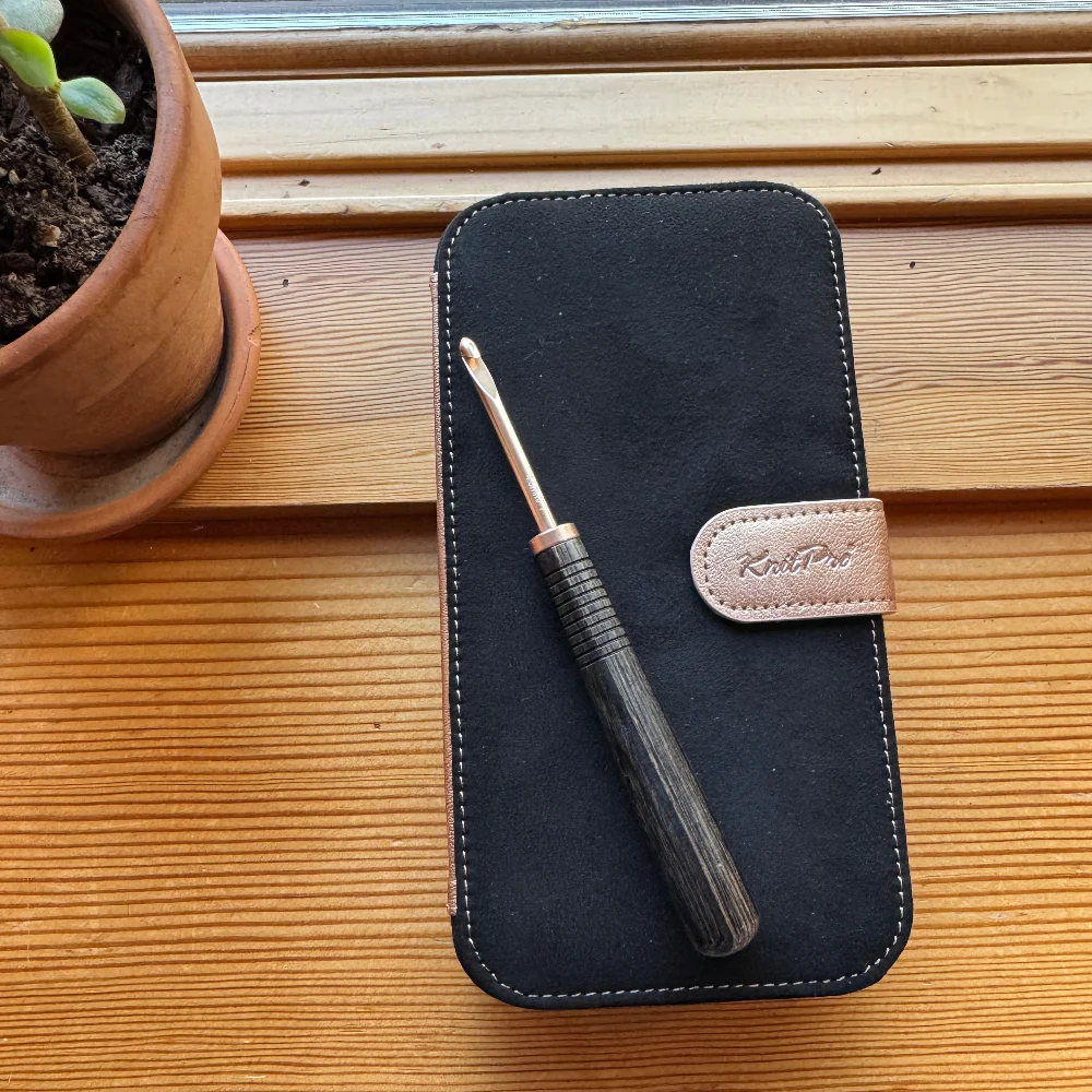 Oasis Crochet Hook Set - Image 4
