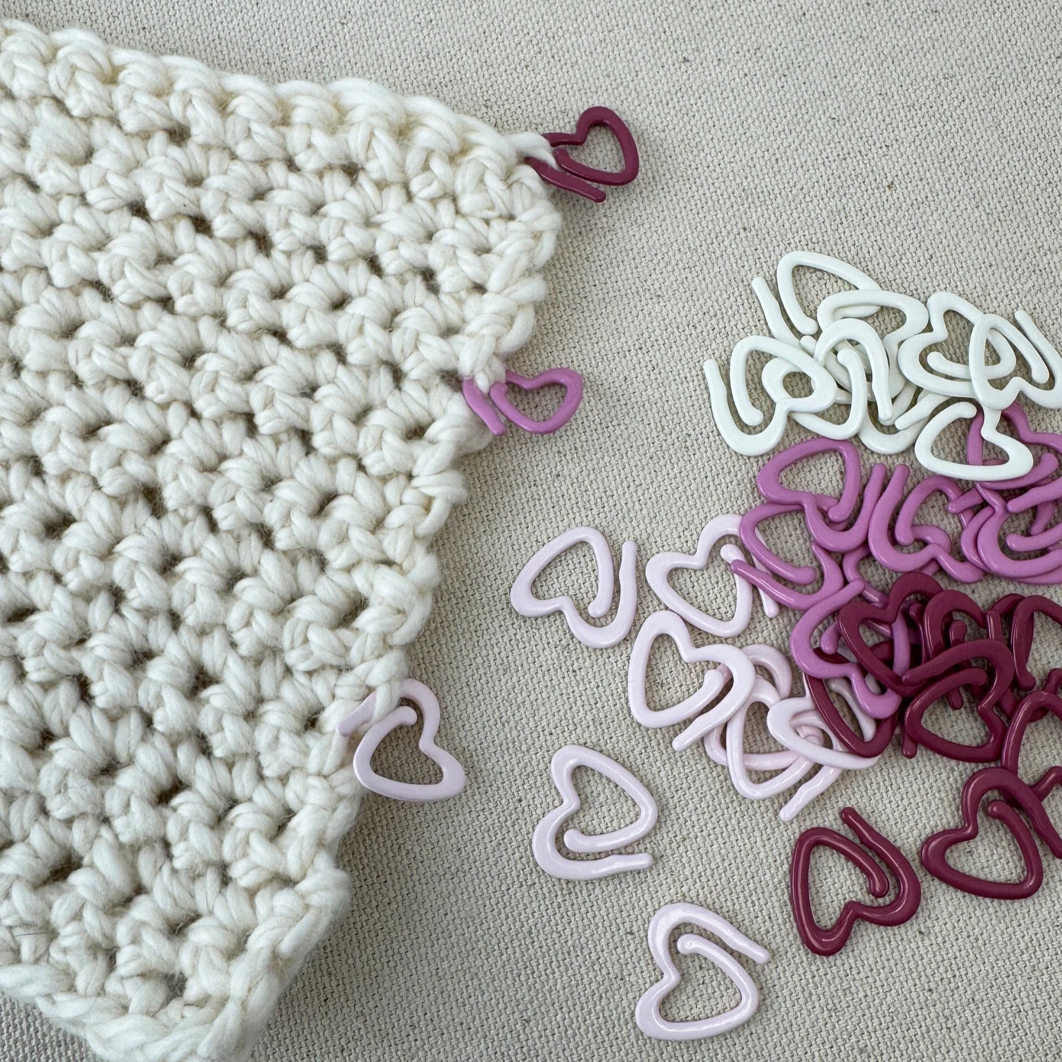 Removable Heart-Shaped Stitch Markers - Image 3