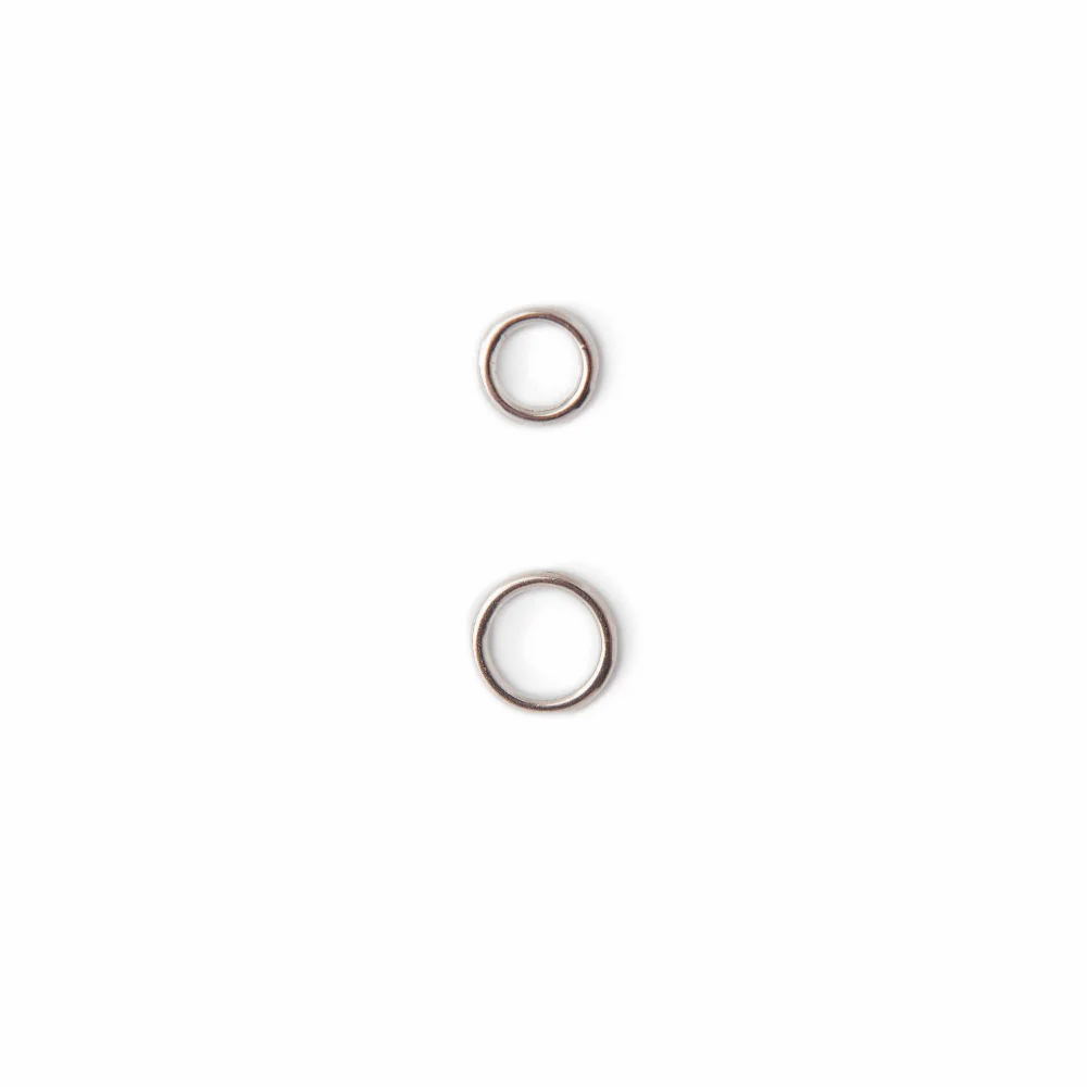 Simple Silver Ring Stitch Markers - Image 6