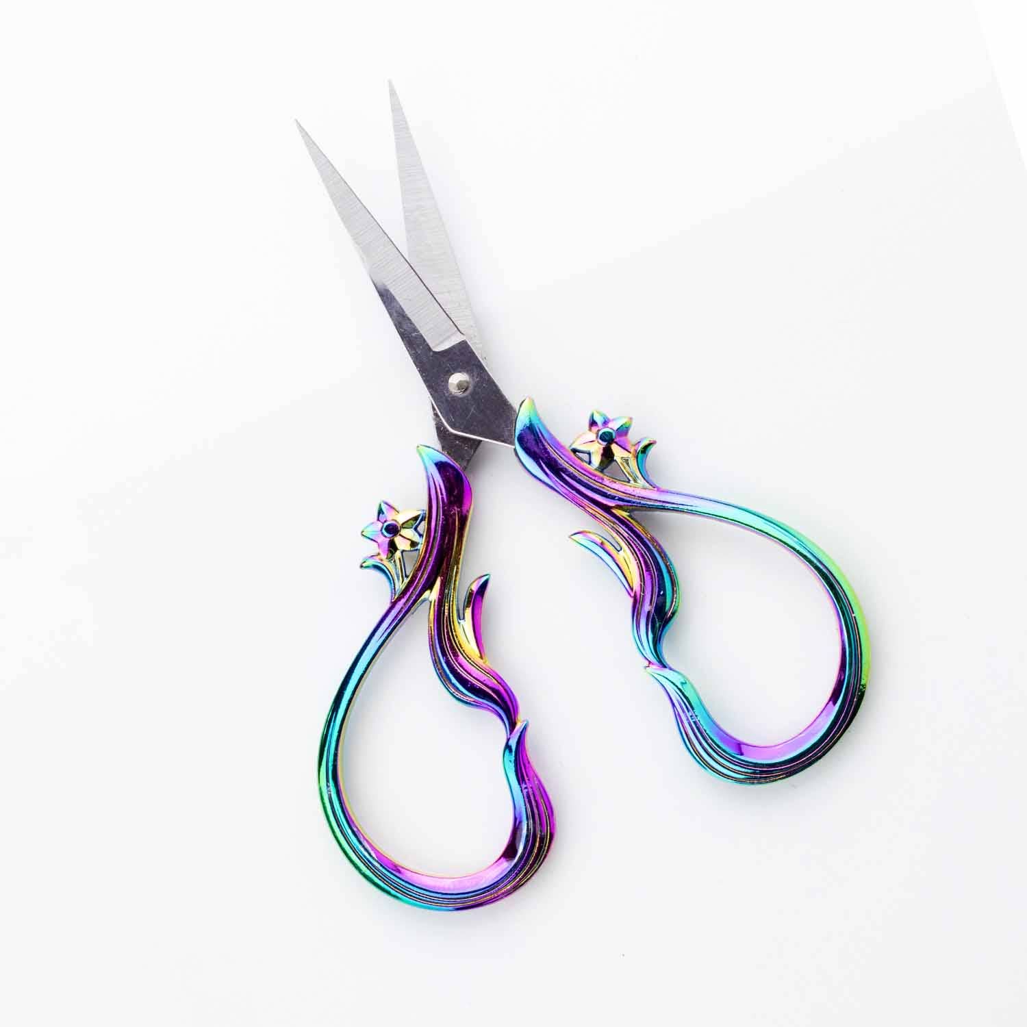 Stardust Rainbow Embroidery Scissors - Image 5