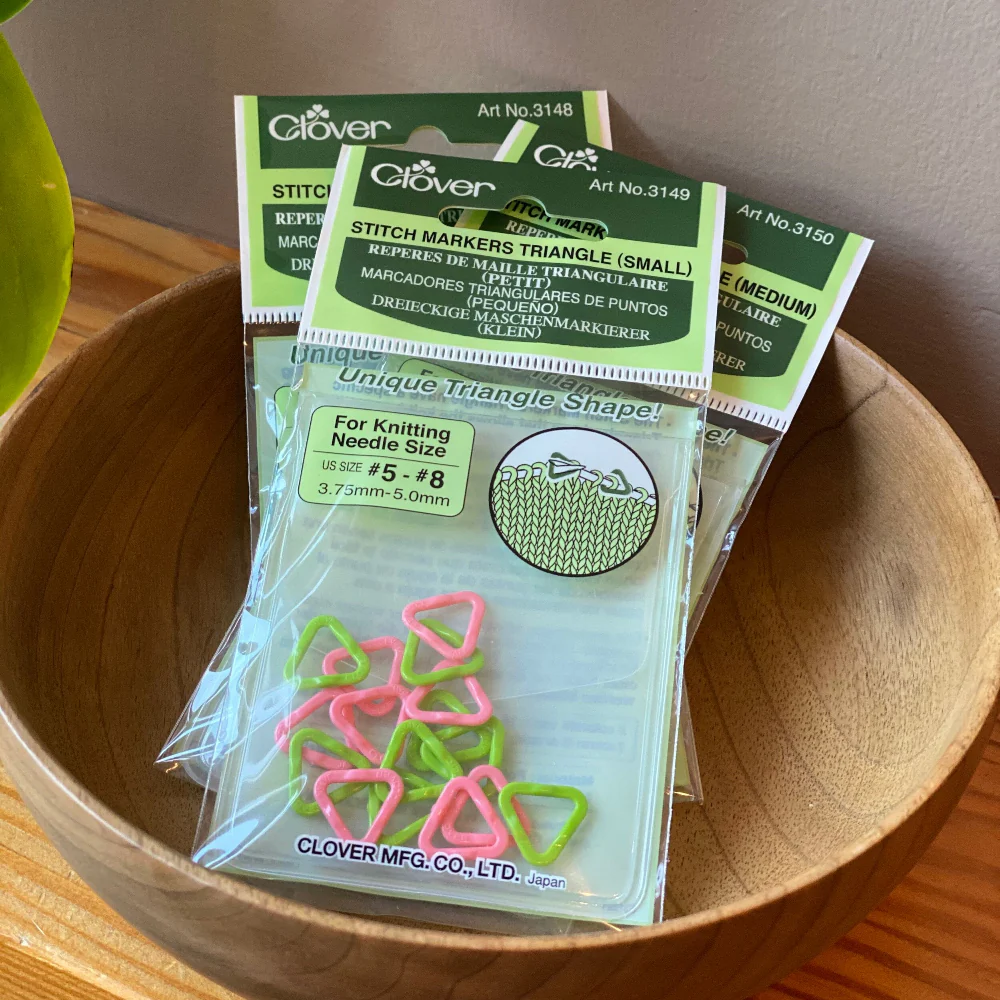 Triangle Stitch Markers
